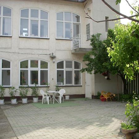 39号花园小屋公寓 塞格德 外观 照片