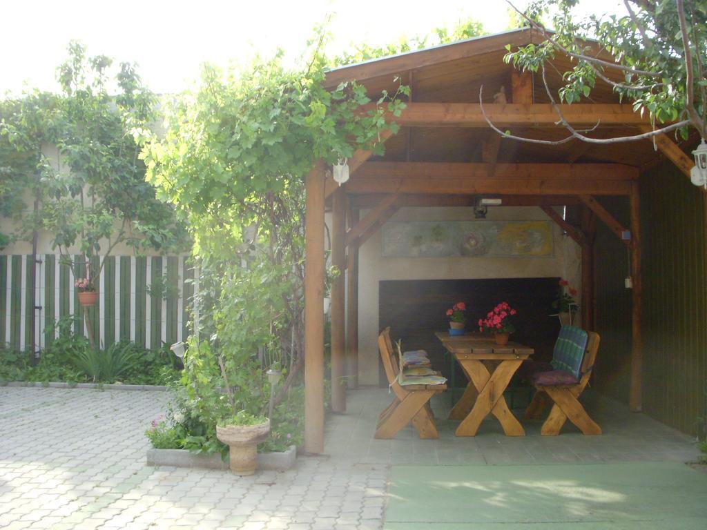 39号花园小屋公寓 塞格德 外观 照片